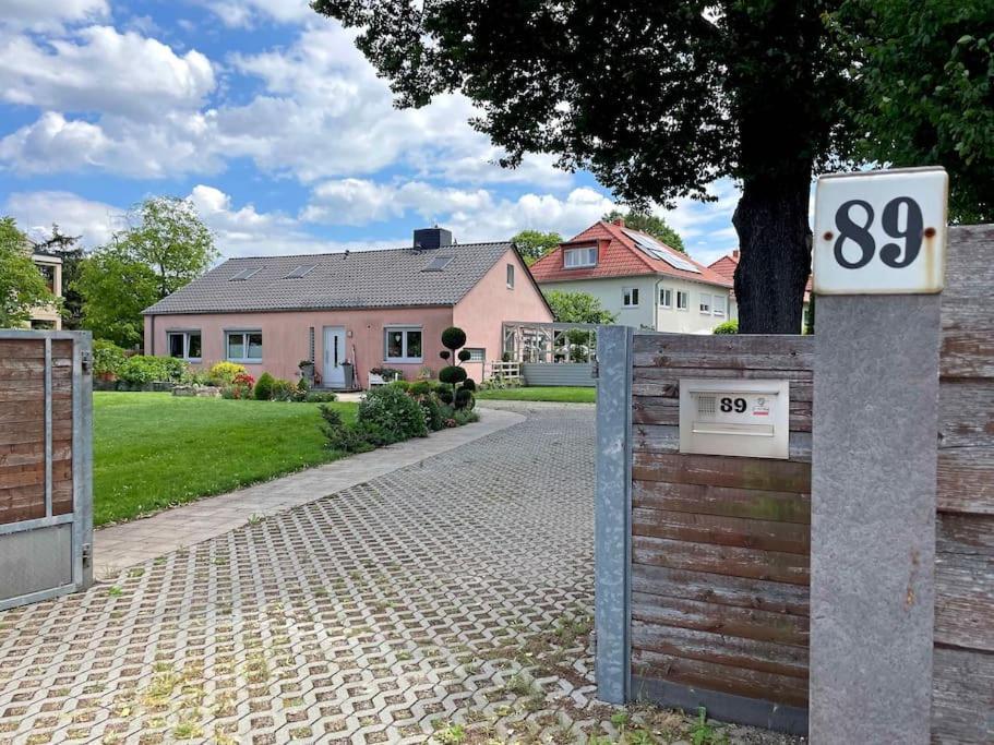 Die Kleine Stadtoase Дрезден Екстериор снимка